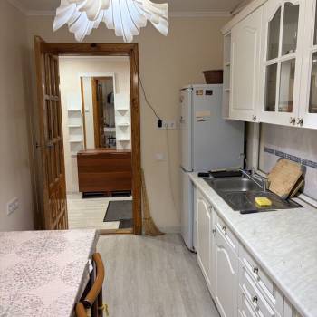 Сдается Многокомнатная квартира, 60 м²