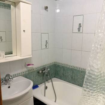 Сдается Многокомнатная квартира, 60 м²