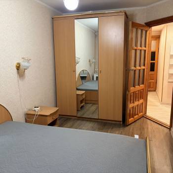 Сдается Многокомнатная квартира, 60 м²