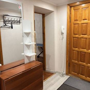Сдается Многокомнатная квартира, 60 м²
