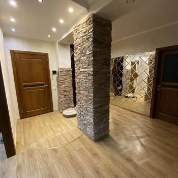 Продается Многокомнатная квартира, 114 м²
