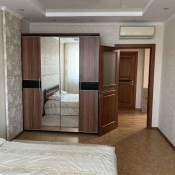 Продается Многокомнатная квартира, 114 м²