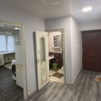 Сдается Многокомнатная квартира, 60 м²