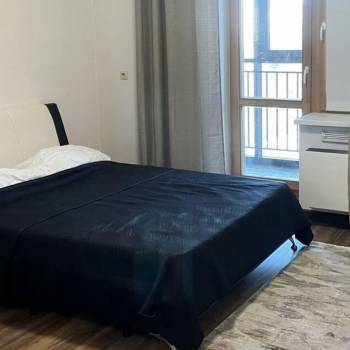 Сдается 1-комнатная квартира, 58 м²
