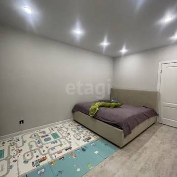 Продается 1-комнатная квартира, 37 м²