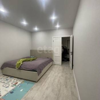 Продается 1-комнатная квартира, 37 м²