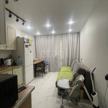 Продается 1-комнатная квартира, 37 м²