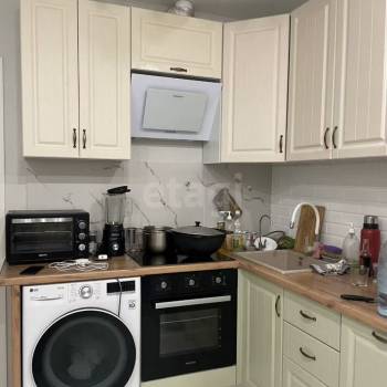 Продается 1-комнатная квартира, 37 м²