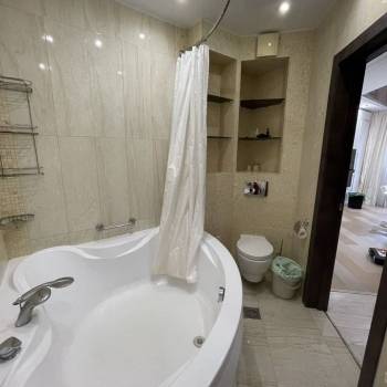Продается 2-х комнатная квартира, 76,6 м²