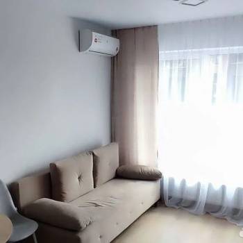 Сдается 1-комнатная квартира, 43 м²