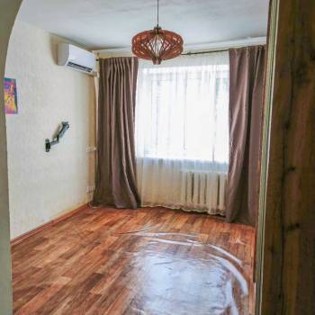 Продается 1-комнатная квартира, 12,3 м²