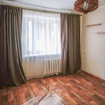 Продается 1-комнатная квартира, 12,3 м²