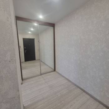 Продается 1-комнатная квартира, 33 м²