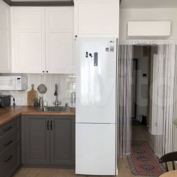 Продается 1-комнатная квартира, 37 м²