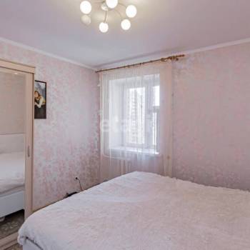 Продается Многокомнатная квартира, 103 м²