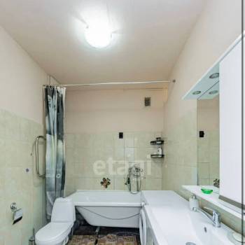 Продается Многокомнатная квартира, 103 м²