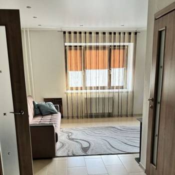 Сдается 1-комнатная квартира, 42 м²