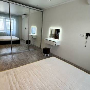 Сдается 1-комнатная квартира, 42 м²