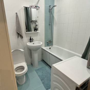 Сдается 1-комнатная квартира, 42 м²