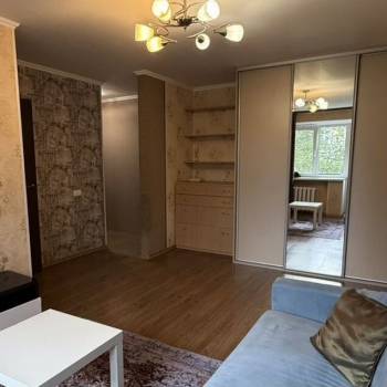 Сдается 1-комнатная квартира, 33 м²