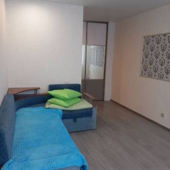 Сдается 1-комнатная квартира, 36,8 м²