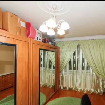 Продается Многокомнатная квартира, 129,8 м²