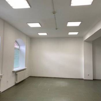 Сдается Нежилое помещение, 67 м²