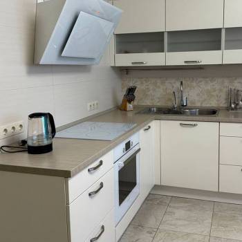 Сдается Многокомнатная квартира, 130 м²