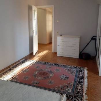 Сдается 1-комнатная квартира, 49 м²