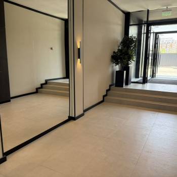 Продается 2-х комнатная квартира, 82,4 м²