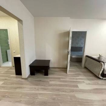 Сдается 2-х комнатная квартира, 65 м²