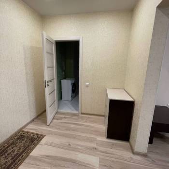 Сдается 2-х комнатная квартира, 65 м²