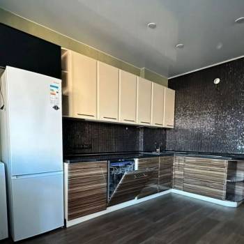 Продается 1-комнатная квартира, 49,6 м²