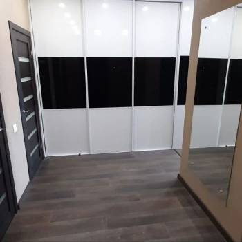 Продается 1-комнатная квартира, 49,6 м²