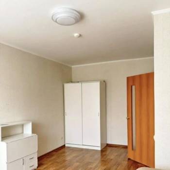 Продается 1-комнатная квартира, 36 м²