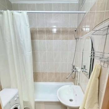 Продается 1-комнатная квартира, 36 м²
