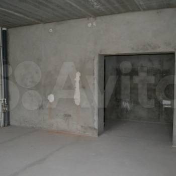 Продается 1-комнатная квартира, 69,6 м²
