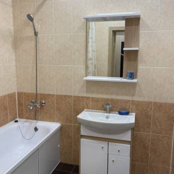 Сдается 1-комнатная квартира, 44 м²