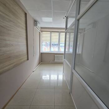Сдается Нежилое помещение, 125 м²