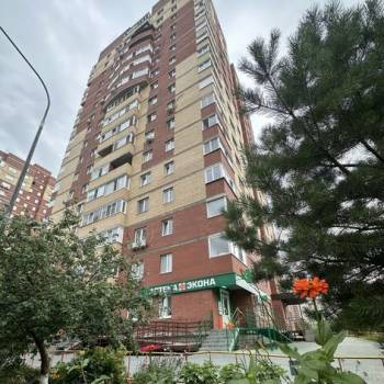 Продается 1-комнатная квартира, 42,3 м²