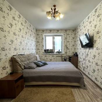 Продается 1-комнатная квартира, 42,3 м²