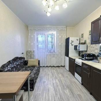Продается 1-комнатная квартира, 42,3 м²