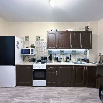 Продается 1-комнатная квартира, 42,3 м²