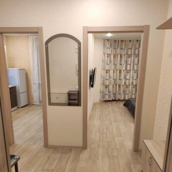 Сдается 1-комнатная квартира, 42 м²
