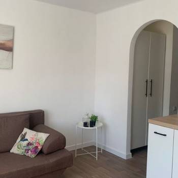 Продается 1-комнатная квартира, 18,5 м²