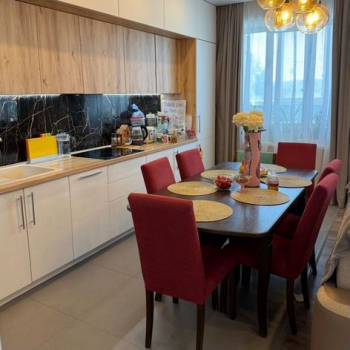 Продается 3-х комнатная квартира, 75,8 м²