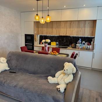 Продается 3-х комнатная квартира, 75,8 м²