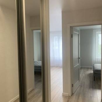 Продается 1-комнатная квартира, 35 м²