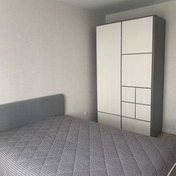 Продается 1-комнатная квартира, 35 м²