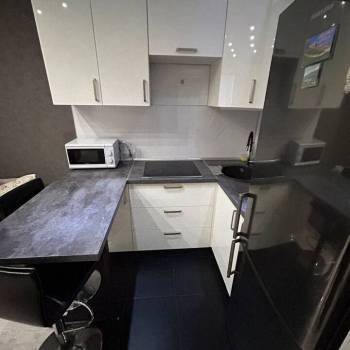 Сдается 1-комнатная квартира, 43 м²
